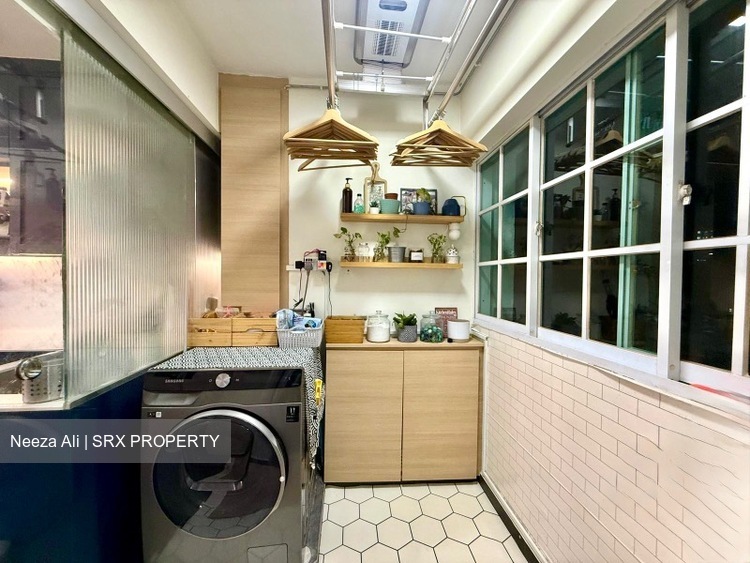 Blk 260 Jurong East Street 24 (Jurong East), HDB 5 Rooms #503874631